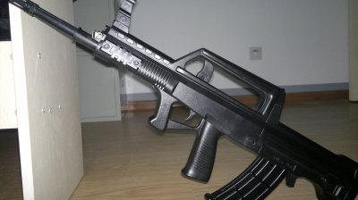 ​我国自动步枪的王牌，中国自主研制的95式步枪有什么独到之处