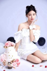 ​灵动俏皮萌态可掬，演技初绽潜力无限的 张婉儿