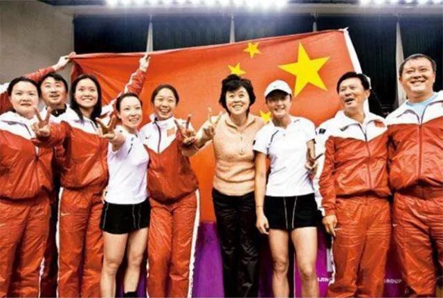 昔日女排队长令人唏嘘!退役居要职,无奈病痛不饶人,65岁换血续命