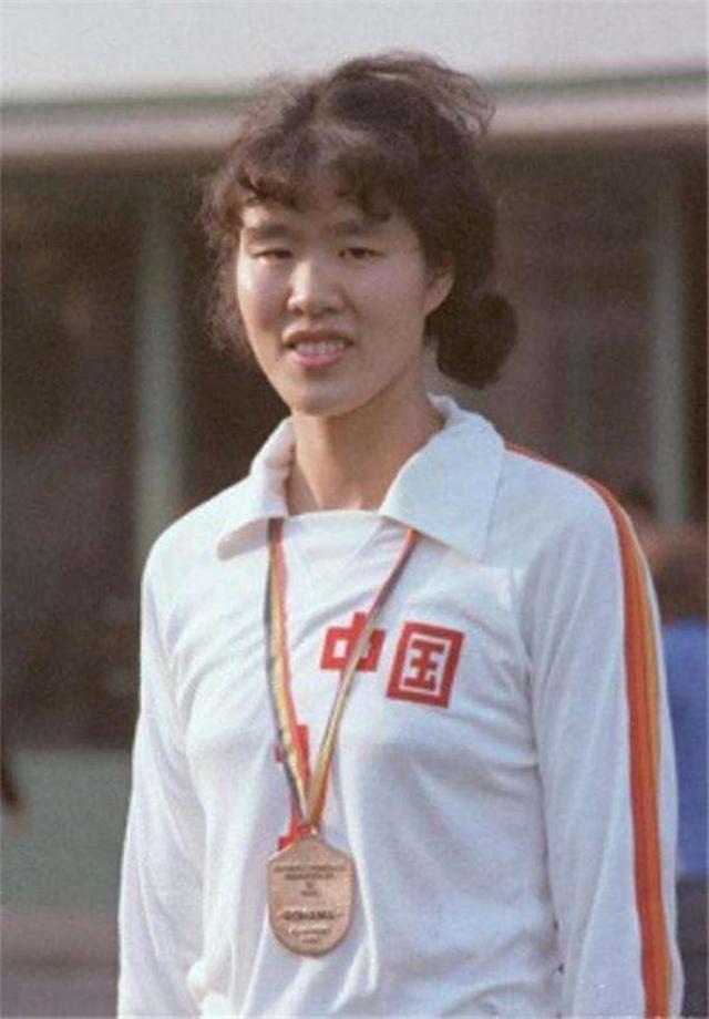 昔日女排队长令人唏嘘!退役居要职,无奈病痛不饶人,65岁换血续命