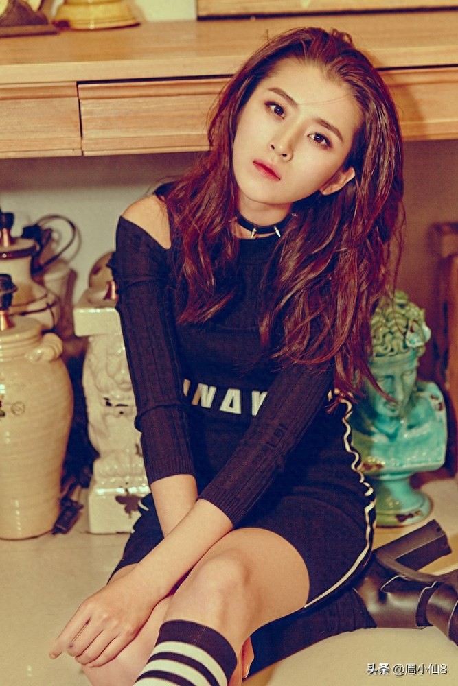 明星李若嘉，娱乐圈影视女演员，是具有实力的艺人