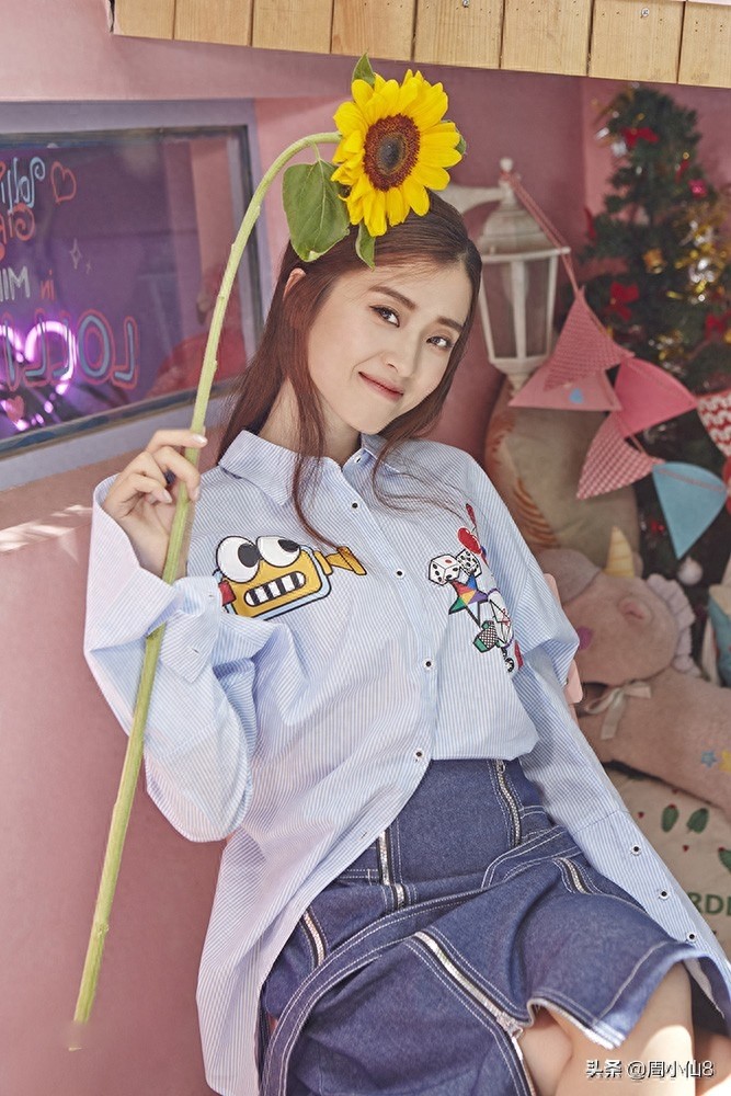 明星李若嘉，娱乐圈影视女演员，是具有实力的艺人