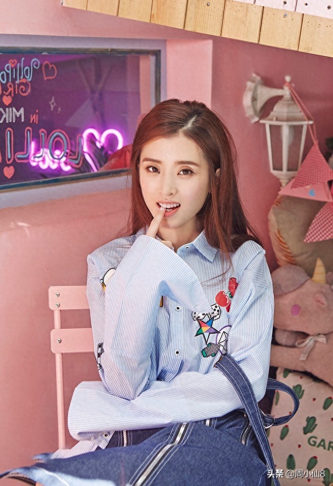 明星李若嘉，娱乐圈影视女演员，是具有实力的艺人