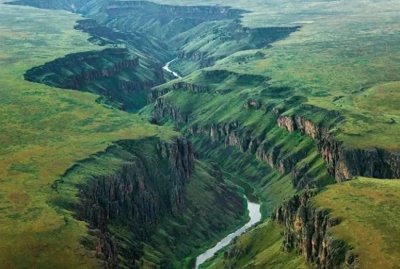 ​为什么说东非大裂谷是人类文明的摇篮