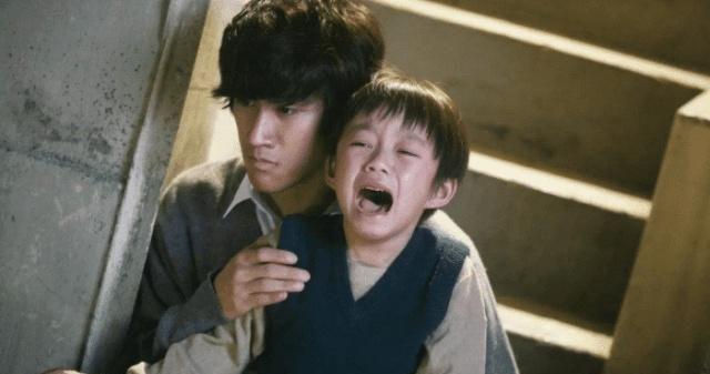 “咱家穷，买不起”，穷人孩子就该早当家