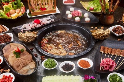 ​现在开火锅店，能赚到钱吗？