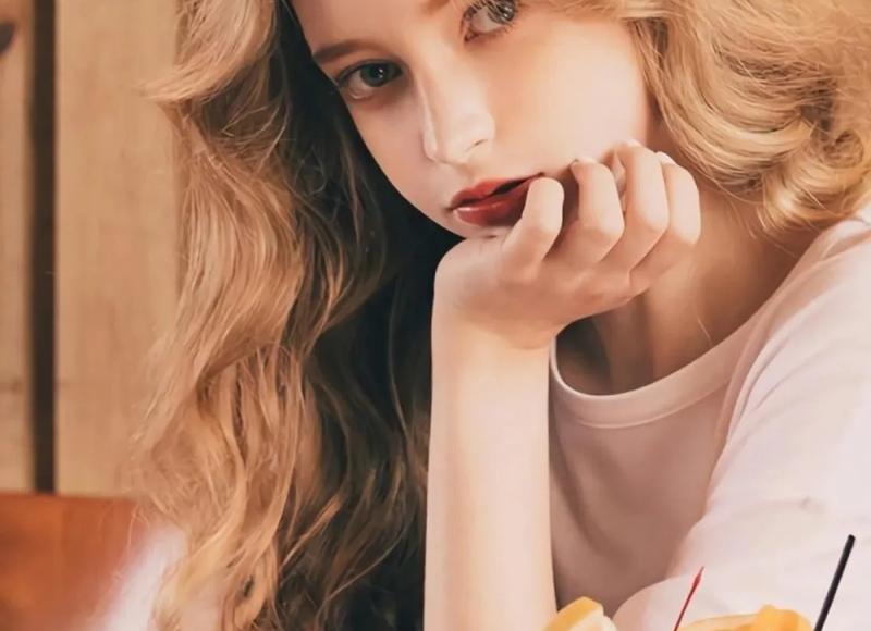 《霸道情话短句说给男生》精选10句 《霸道情话短句说给男生》精选10句