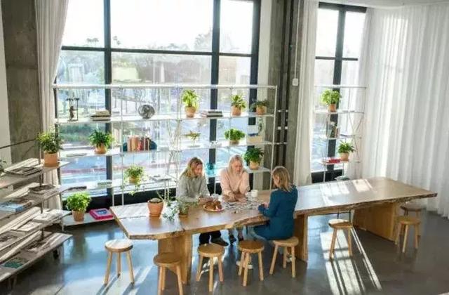 美国职业女装品牌大全排行榜（全方位打造女性生活方式）(11)