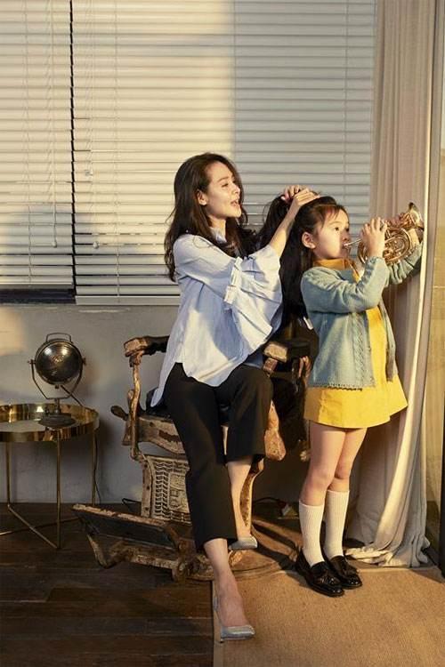 20岁出道，在最美年龄结婚，两个女儿又萌又漂亮，36岁成赢家