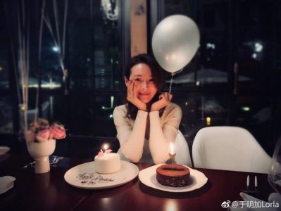 ​20岁出道，在最美年龄结婚，两个女儿又萌又漂亮，36岁成赢家