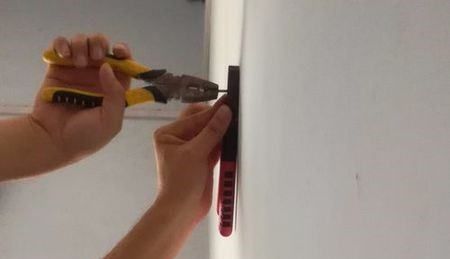 如何取出钉死的钉子,钉在墙里的钉子怎么取出?图2