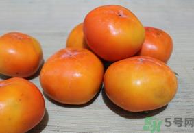 脆柿子皮可以吃吗？脆柿子要削皮吗？