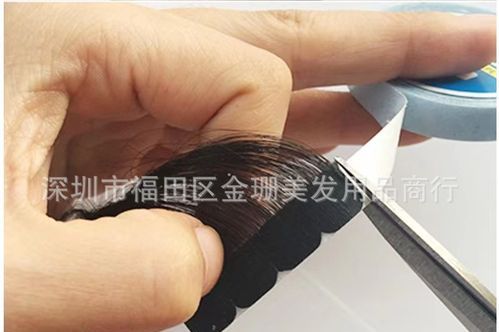 戴假发打网球会掉吗