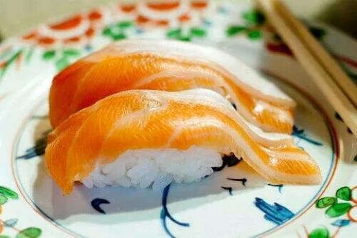 描写人物动作的长句子