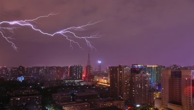 ​电闪雷鸣是什么季节