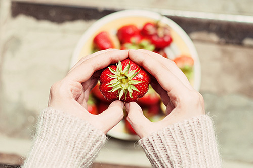 女人受伤坚强的句子(精选16句)