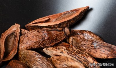 ​你知道吃槟榔的危害吗？多少人被迫割脸保命，看完你还敢不敢吃