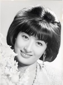 ​李香君：她用一生诠释了什么是“空谷幽兰”