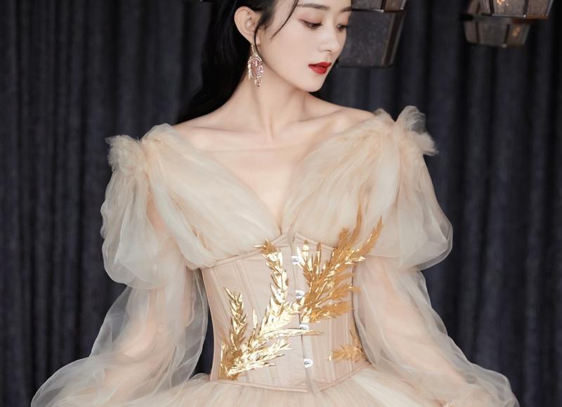 抖音简介军嫂文案（军嫂抖音个性签名）