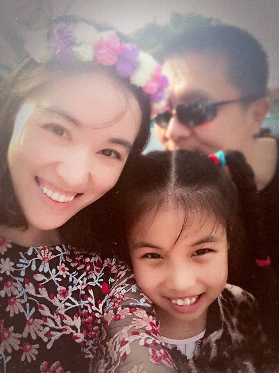 《余罪》让张一山卧底的常戎,小18岁娇妻生活照曝光