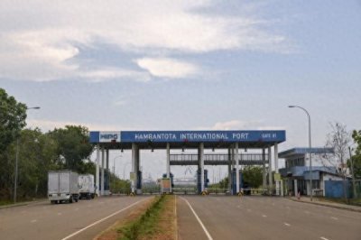 ​走进斯里兰卡汉班托塔港