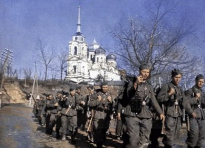 ​生死看淡，不服就干，德军靠“莽”打赢的斯摩棱斯克战役