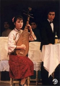 ​你没有见过的马兰黄新德《海滩别》，视频与磁带融合的别样精彩