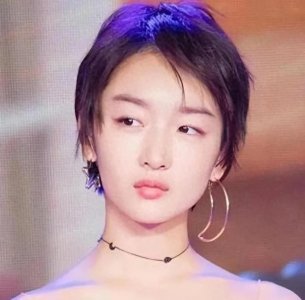 ​周冬雨整容成功，像彻底换了一个人，张艺谋嫌弃：不能再演我的戏