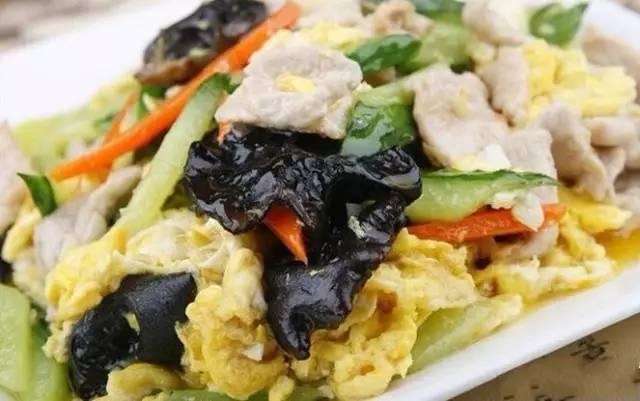 青岛去哪里吃地道美食(在青岛这些餐馆可以吃到你家乡的味道)(23)