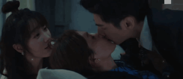 男女接吻的正确方式你get到了吗(接吻的尴尬你想象不到)(8)