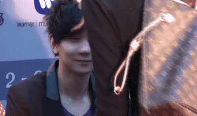 盘点那些搞怪洗脑的神曲（十首把人笑抽的年度神曲）(29)