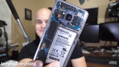 ​国外大神把S8弄成透明壳 这张图被转1W+