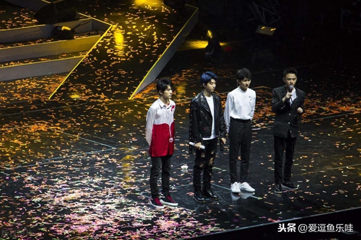 盘点TFBOYS周年演唱合集照片！一起见证他们的成长吧