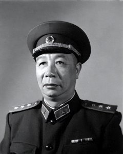 ​聂荣臻罚陈士榘关一个月禁闭，陈士榘找总理吐槽：有人该关8000年