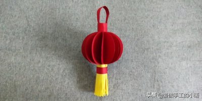 快过年了，用彩纸做个红红火火的灯笼吧，灯笼折纸图解