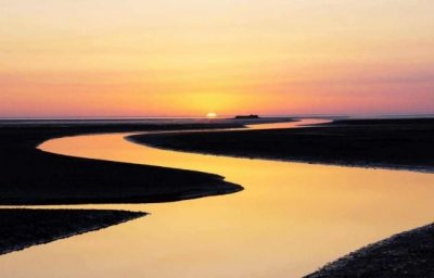 ​黄河的发源地和入海口，黄河，长江的发源地及入海口是哪儿？